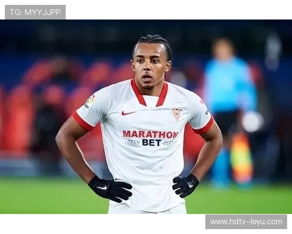 孔德助力法国防线稳固,表现亮眼引发热议 孔德助力法国防线稳固,表现亮眼引发热议